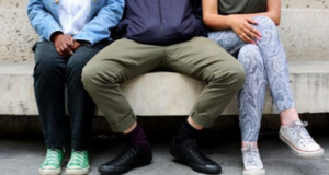 Manspreading
